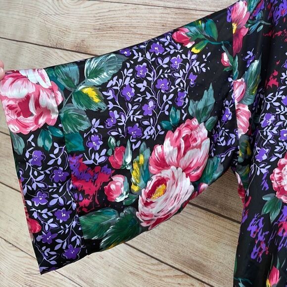 VINTAGE CALIFORNIA DYNASTY SATINY FLORAL ROBE - Picture 5 of 6